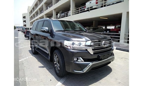 Acheter Import Voiture Toyota Land Cruiser Autre à Import - Dubai, A'ana Acheter Import Voiture Toyota Land Cruiser Autre à Import - Dubai, A'ana