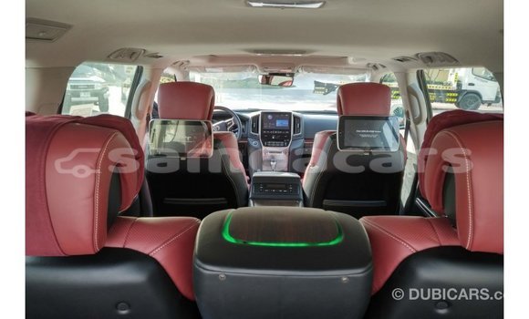 Buy Import Toyota Land Cruiser Black Car in Import - Dubai in A'ana Buy Import Toyota Land Cruiser Black Car in Import - Dubai in A'ana