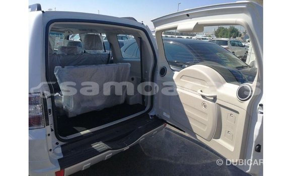 Buy Import Mitsubishi Pajero White Car in Import - Dubai in A'ana Buy Import Mitsubishi Pajero White Car in Import - Dubai in A'ana