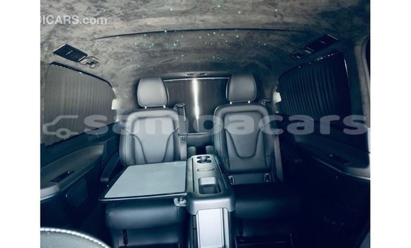 Buy Import Mercedes-Benz 250 Black Car in Import - Dubai in A'ana Buy Import Mercedes-Benz 250 Black Car in Import - Dubai in A'ana