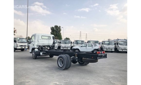 Acheter Import Utilitaire Mitsubishi L400 Blanc à Import - Dubai, A'ana Acheter Import Utilitaire Mitsubishi L400 Blanc à Import - Dubai, A'ana