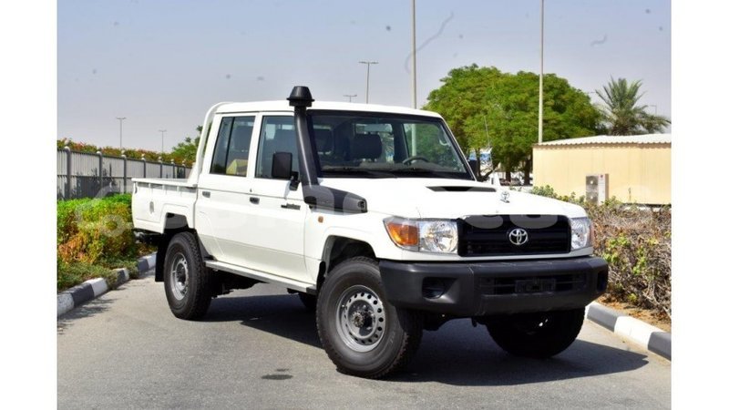 Big with watermark toyota land cruiser a ana import dubai 4300