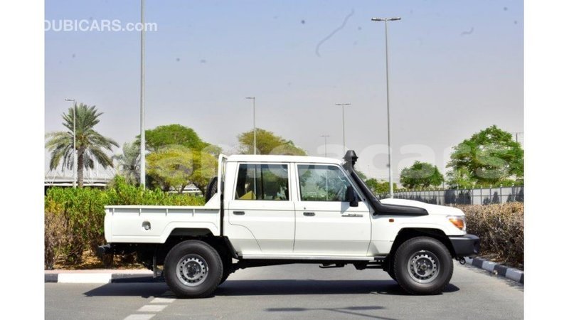 Big with watermark toyota land cruiser a ana import dubai 4300