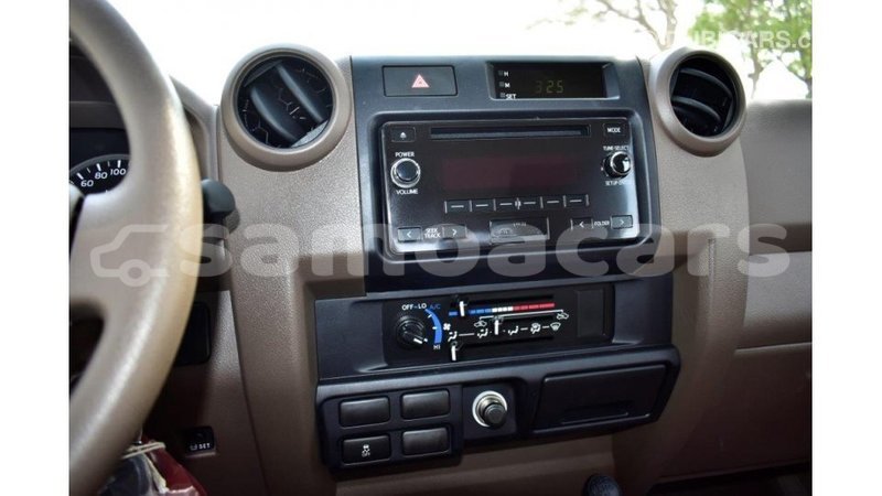 Big with watermark toyota land cruiser a ana import dubai 4300