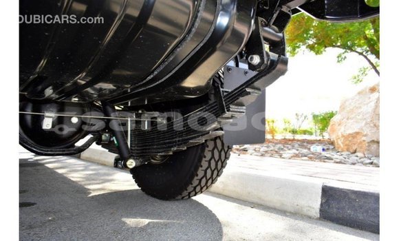 Buy Import Toyota Land Cruiser White Car in Import - Dubai in A'ana Buy Import Toyota Land Cruiser White Car in Import - Dubai in A'ana