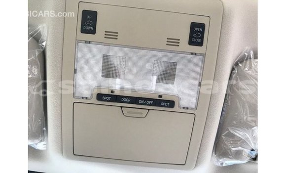 Buy Import Toyota Land Cruiser White Car in Import - Dubai in A'ana Buy Import Toyota Land Cruiser White Car in Import - Dubai in A'ana