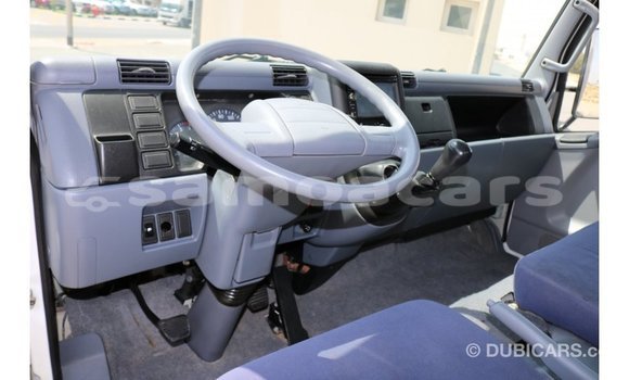 Acheter Import Utilitaire Mitsubishi L400 Blanc à Import - Dubai, A'ana