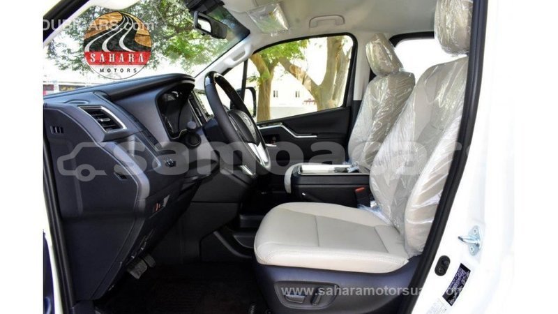 Big with watermark toyota granvia a ana import dubai 4309