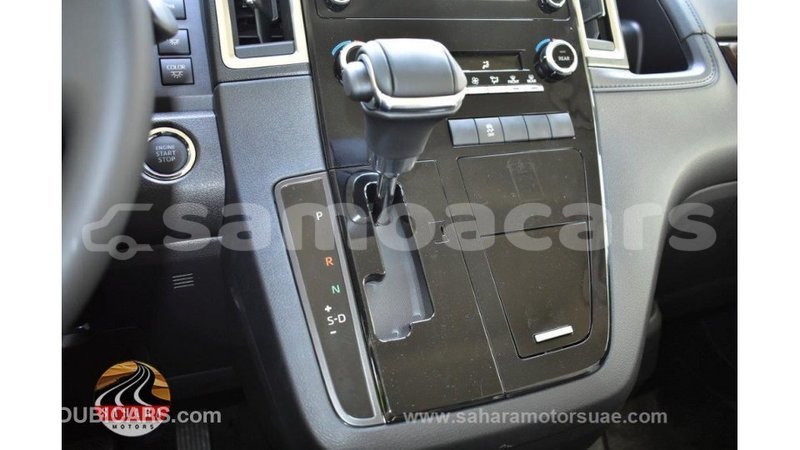 Big with watermark toyota granvia a ana import dubai 4309