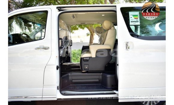 Buy Import Toyota Granvia White Car in Import - Dubai in A'ana Buy Import Toyota Granvia White Car in Import - Dubai in A'ana