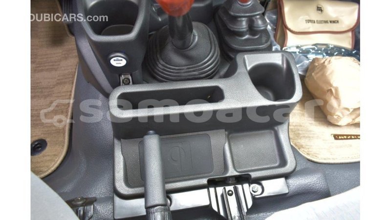 Big with watermark toyota land cruiser a ana import dubai 4311