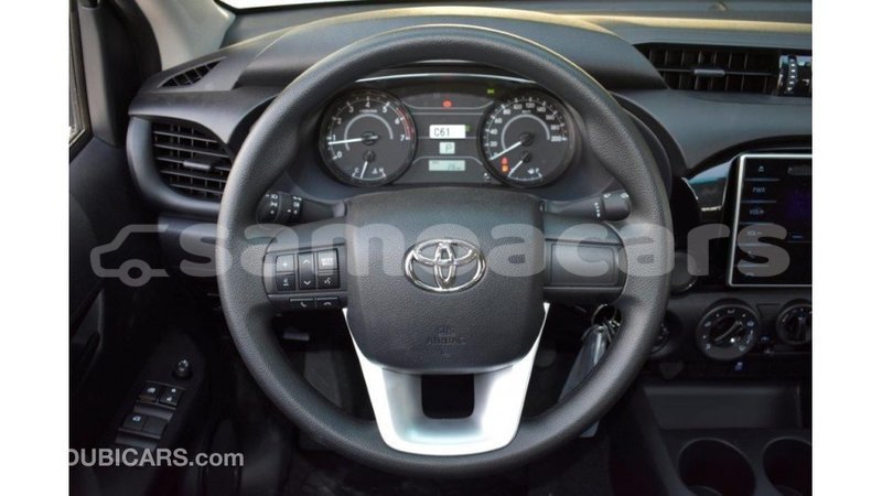 Big with watermark toyota hilux a ana import dubai 4313