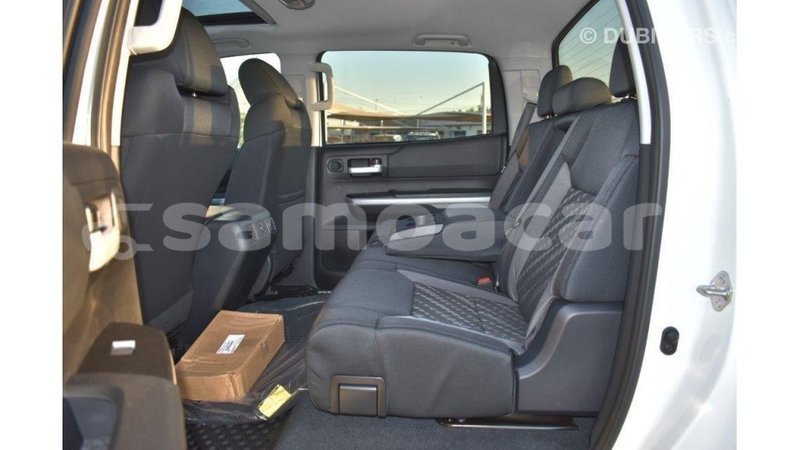 Big with watermark toyota tundra a ana import dubai 4315