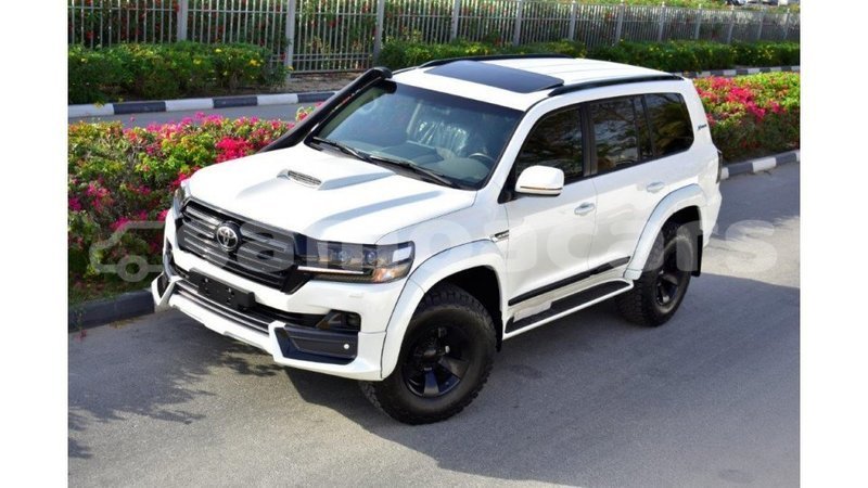 Big with watermark toyota land cruiser a ana import dubai 4319