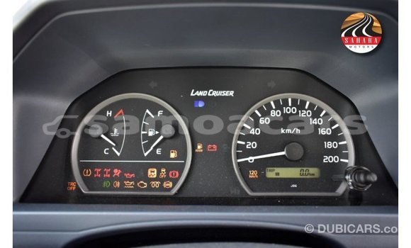Buy Import Toyota Land Cruiser Other Car in Import - Dubai in A'ana Buy Import Toyota Land Cruiser Other Car in Import - Dubai in A'ana