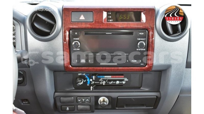 Big with watermark toyota land cruiser a ana import dubai 4326