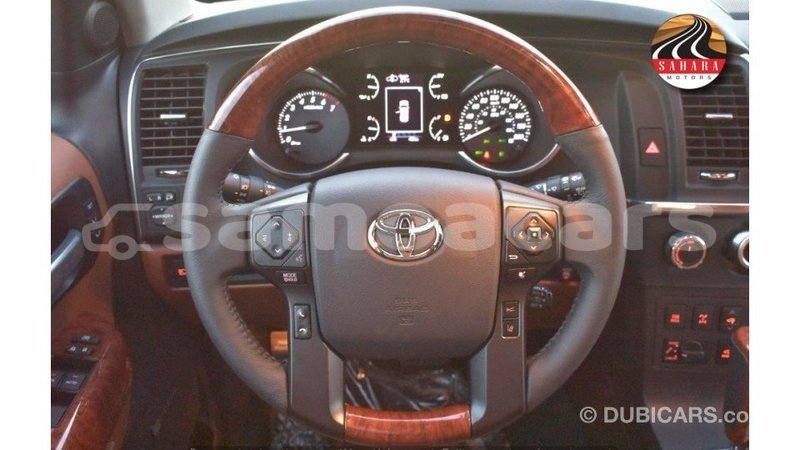 Big with watermark toyota sequoia a ana import dubai 4327