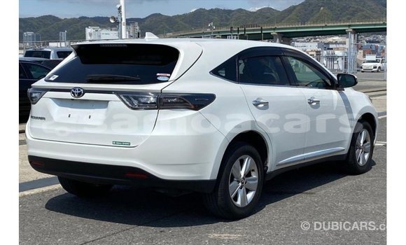 Buy Import Toyota Harrier White Car in Import - Dubai in A'ana Buy Import Toyota Harrier White Car in Import - Dubai in A'ana