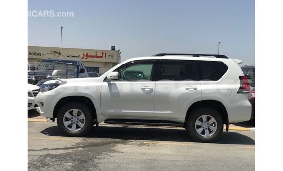 Buy Import Toyota Prado White Car in Import - Dubai in A'ana Buy Import Toyota Prado White Car in Import - Dubai in A'ana