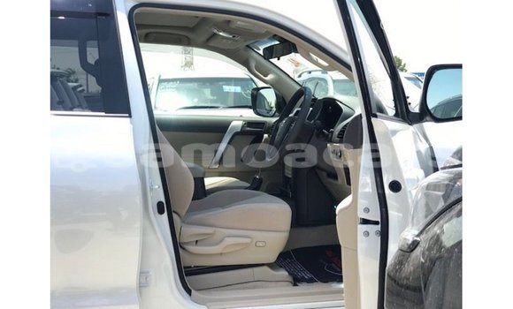Buy Import Toyota Prado White Car in Import - Dubai in A'ana Buy Import Toyota Prado White Car in Import - Dubai in A'ana