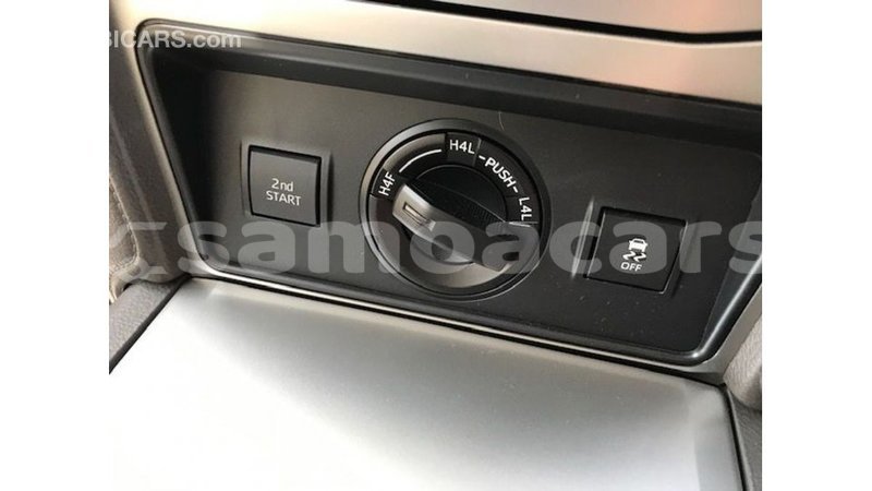 Big with watermark toyota prado a ana import dubai 4334