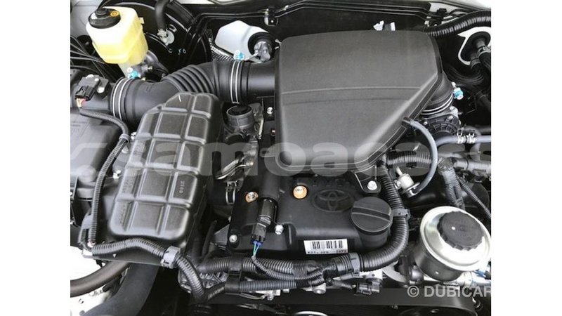 Big with watermark toyota prado a ana import dubai 4334