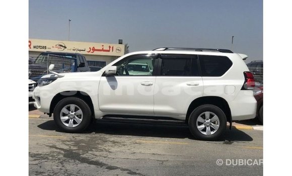 Buy Import Toyota Prado White Car in Import - Dubai in A'ana Buy Import Toyota Prado White Car in Import - Dubai in A'ana