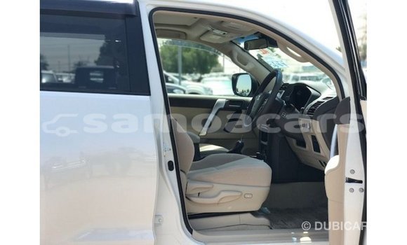 Buy Import Toyota Prado White Car in Import - Dubai in A'ana Buy Import Toyota Prado White Car in Import - Dubai in A'ana