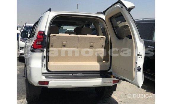 Buy Import Toyota Prado White Car in Import - Dubai in A'ana Buy Import Toyota Prado White Car in Import - Dubai in A'ana