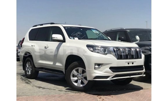 Buy Import Toyota Prado White Car in Import - Dubai in A'ana Buy Import Toyota Prado White Car in Import - Dubai in A'ana