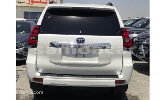 Buy Import Toyota Prado White Car in Import - Dubai in A'ana Buy Import Toyota Prado White Car in Import - Dubai in A'ana