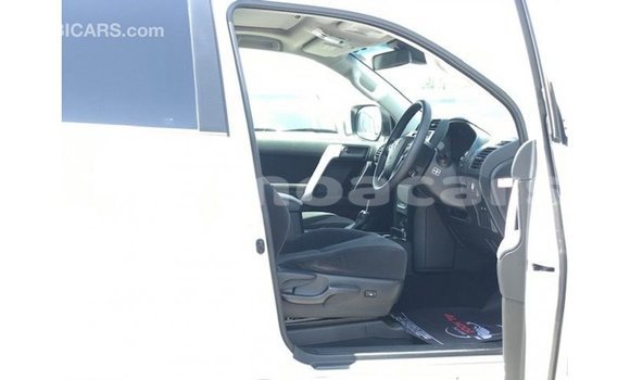 Buy Import Toyota Prado White Car in Import - Dubai in A'ana Buy Import Toyota Prado White Car in Import - Dubai in A'ana
