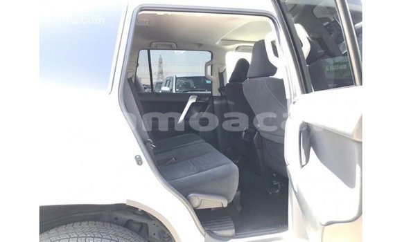 Buy Import Toyota Prado White Car in Import - Dubai in A'ana Buy Import Toyota Prado White Car in Import - Dubai in A'ana