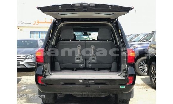 Buy Import Toyota Land Cruiser Black Car in Import - Dubai in A'ana Buy Import Toyota Land Cruiser Black Car in Import - Dubai in A'ana