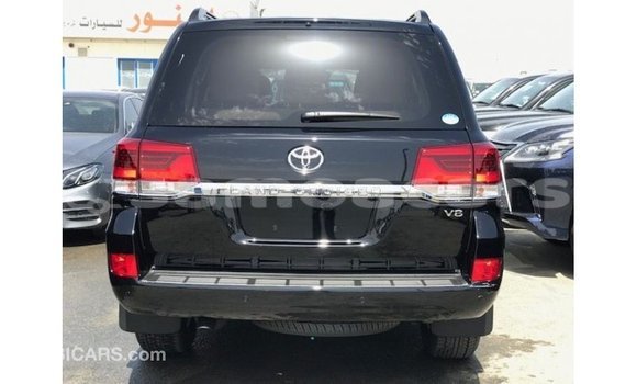 Buy Import Toyota Land Cruiser Black Car in Import - Dubai in A'ana Buy Import Toyota Land Cruiser Black Car in Import - Dubai in A'ana