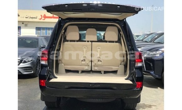 Buy Import Toyota Land Cruiser Black Car in Import - Dubai in A'ana Buy Import Toyota Land Cruiser Black Car in Import - Dubai in A'ana
