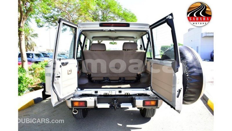 Big with watermark toyota land cruiser a ana import dubai 4349