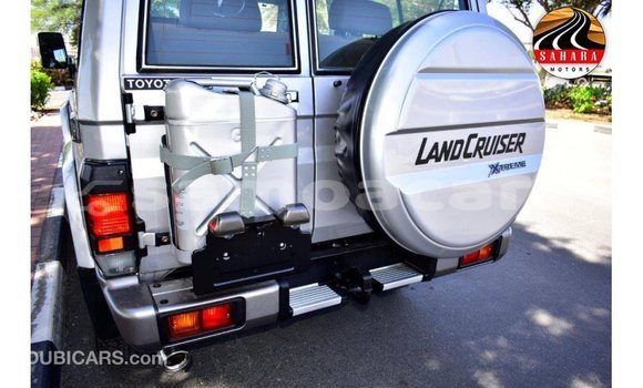 Buy Import Toyota Land Cruiser Other Car in Import - Dubai in A'ana Buy Import Toyota Land Cruiser Other Car in Import - Dubai in A'ana