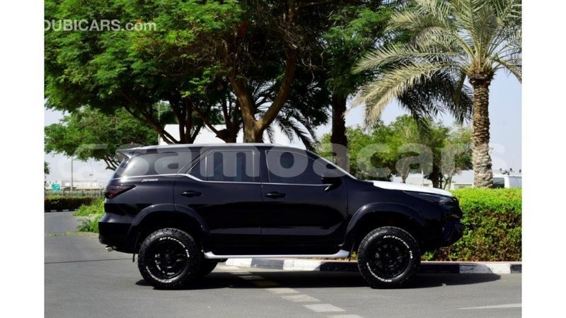 Big with watermark toyota fortuner a ana import dubai 4350