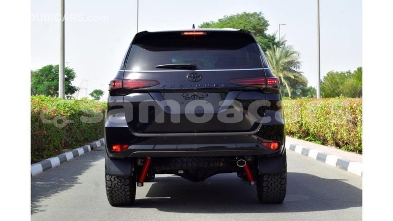 Big with watermark toyota fortuner a ana import dubai 4350