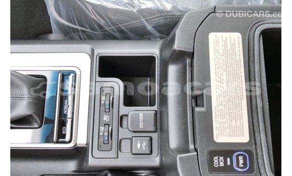 Acheter Import Voiture Toyota Prado Bleu à Import - Dubai, A'ana Acheter Import Voiture Toyota Prado Bleu à Import - Dubai, A'ana