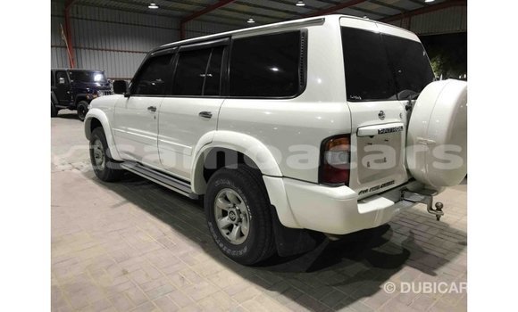Acheter Import Voiture Nissan Patrol Blanc à Import - Dubai, A'ana Acheter Import Voiture Nissan Patrol Blanc à Import - Dubai, A'ana