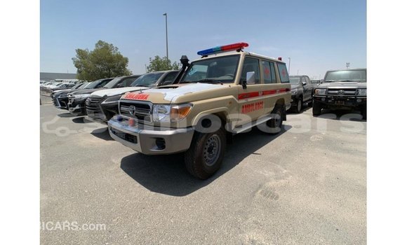 Buy Import Toyota Land Cruiser Beige Car in Import - Dubai in A'ana Buy Import Toyota Land Cruiser Beige Car in Import - Dubai in A'ana