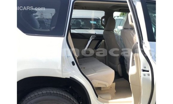 Buy Import Toyota Prado White Car in Import - Dubai in A'ana Buy Import Toyota Prado White Car in Import - Dubai in A'ana
