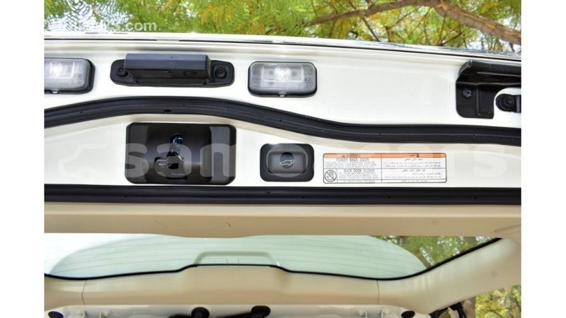 Big with watermark toyota land cruiser a ana import dubai 4365