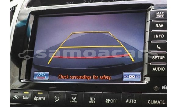 Buy Import Toyota Land Cruiser White Car in Import - Dubai in A'ana Buy Import Toyota Land Cruiser White Car in Import - Dubai in A'ana