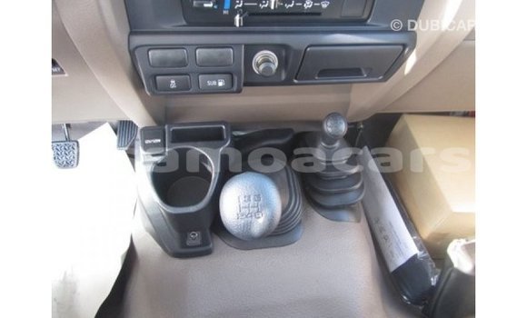Buy Import Toyota Land Cruiser White Car in Import - Dubai in A'ana Buy Import Toyota Land Cruiser White Car in Import - Dubai in A'ana