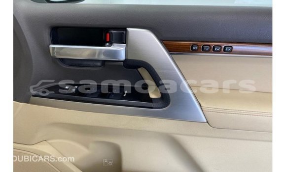 Buy Import Toyota Land Cruiser White Car in Import - Dubai in A'ana Buy Import Toyota Land Cruiser White Car in Import - Dubai in A'ana