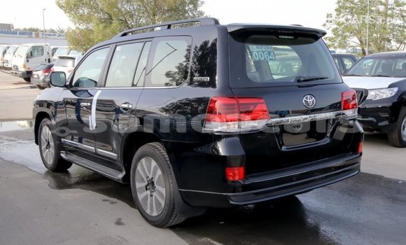Buy Import Toyota Land Cruiser Black Car in Import - Dubai in A'ana Buy Import Toyota Land Cruiser Black Car in Import - Dubai in A'ana