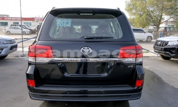 Buy Import Toyota Land Cruiser Black Car in Import - Dubai in A'ana Buy Import Toyota Land Cruiser Black Car in Import - Dubai in A'ana